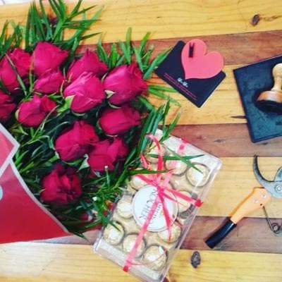 12 rosas miniatura 3
