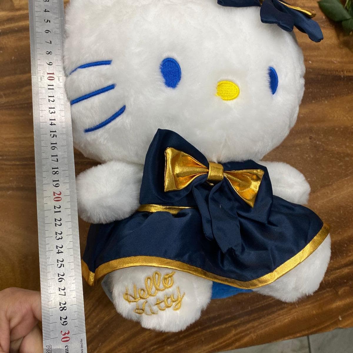 Hello Kitty 30 cm miniatura 2