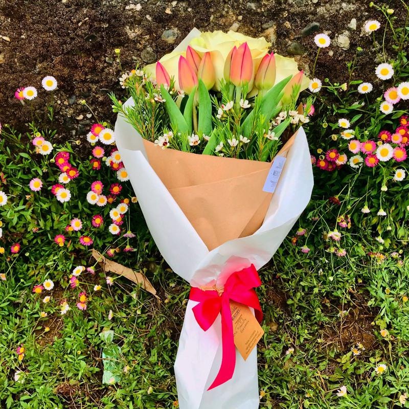 Tulipanes y Rosas - Imagen 1
