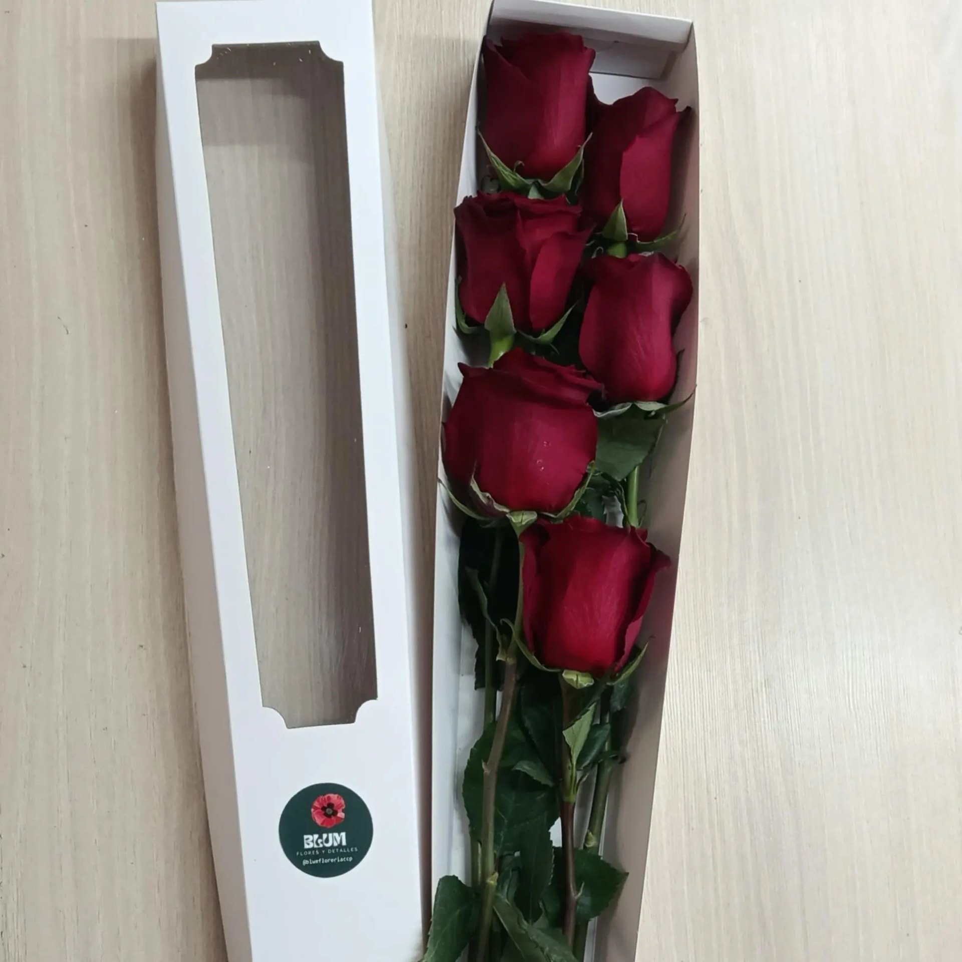 Caja 6 rosas