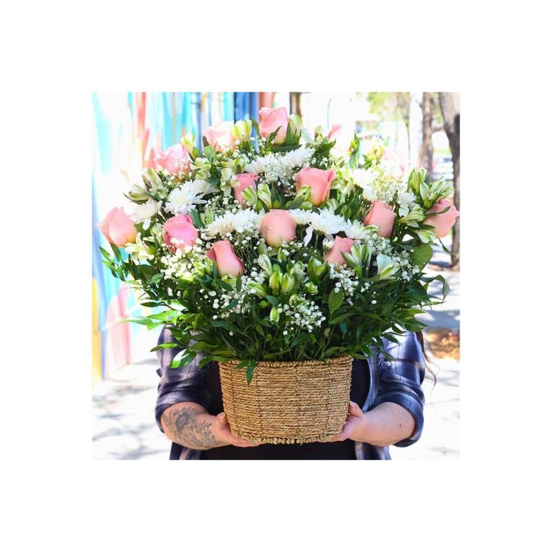 Pésame Rosado - Arreglo floral de condolencias - Imagen 1