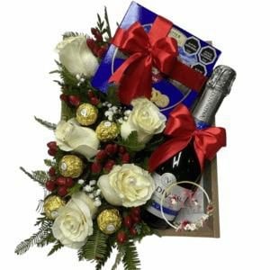 Bandeja Navidad con Espumante, Rosas Blancas, Galletas y Bom - Imagen 1