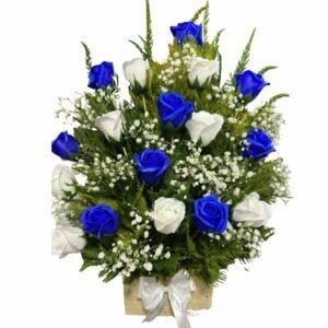 Base de 18 Rosas Blancas y Azules Eternas - Imagen 1