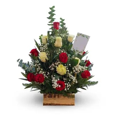 Pie con rosa blanca y roja
