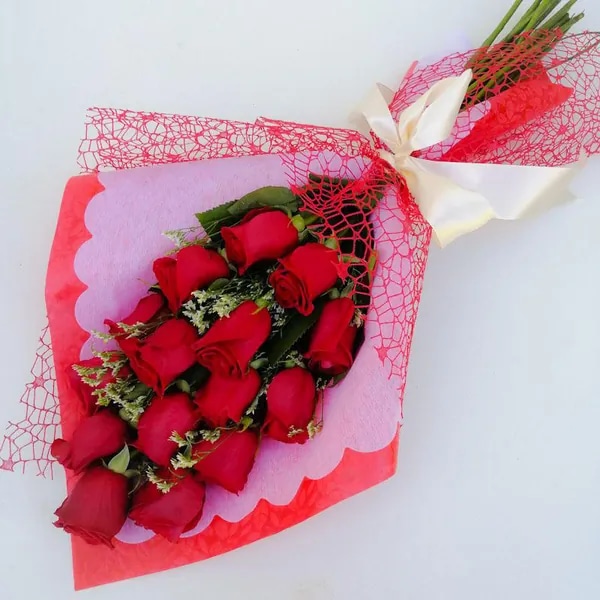 Fino Bouquet de Rosas - Configurable por color y cantidad