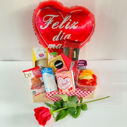 DESAYUNO TE AMO MAMÁ - Imagen 1