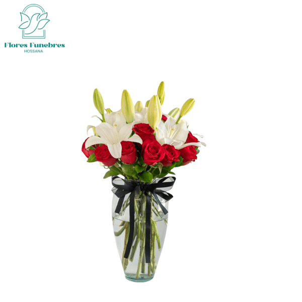 Florero de 15 rosas rojas 5 lilium blancos - Imagen 1