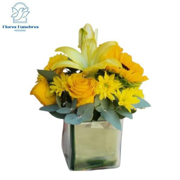 Cubo de flores amarillas 1 lilium 2 rosas 1 girasol y follaj - Imagen 1