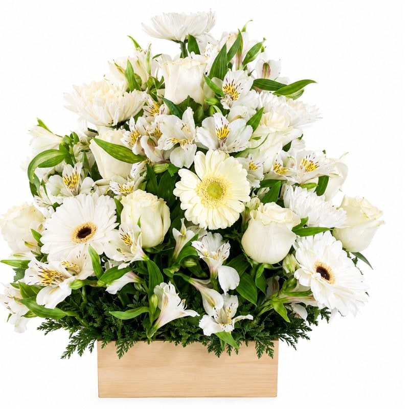 Base 8 rosas 4 gerberas y follaje - Imagen 1