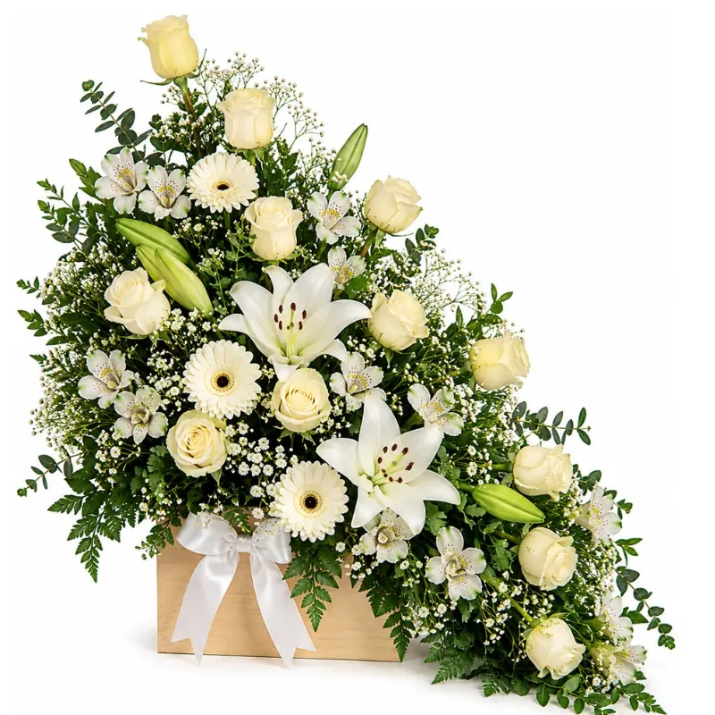 Base cascada 12 rosas 5 lilium 5 gerberas
