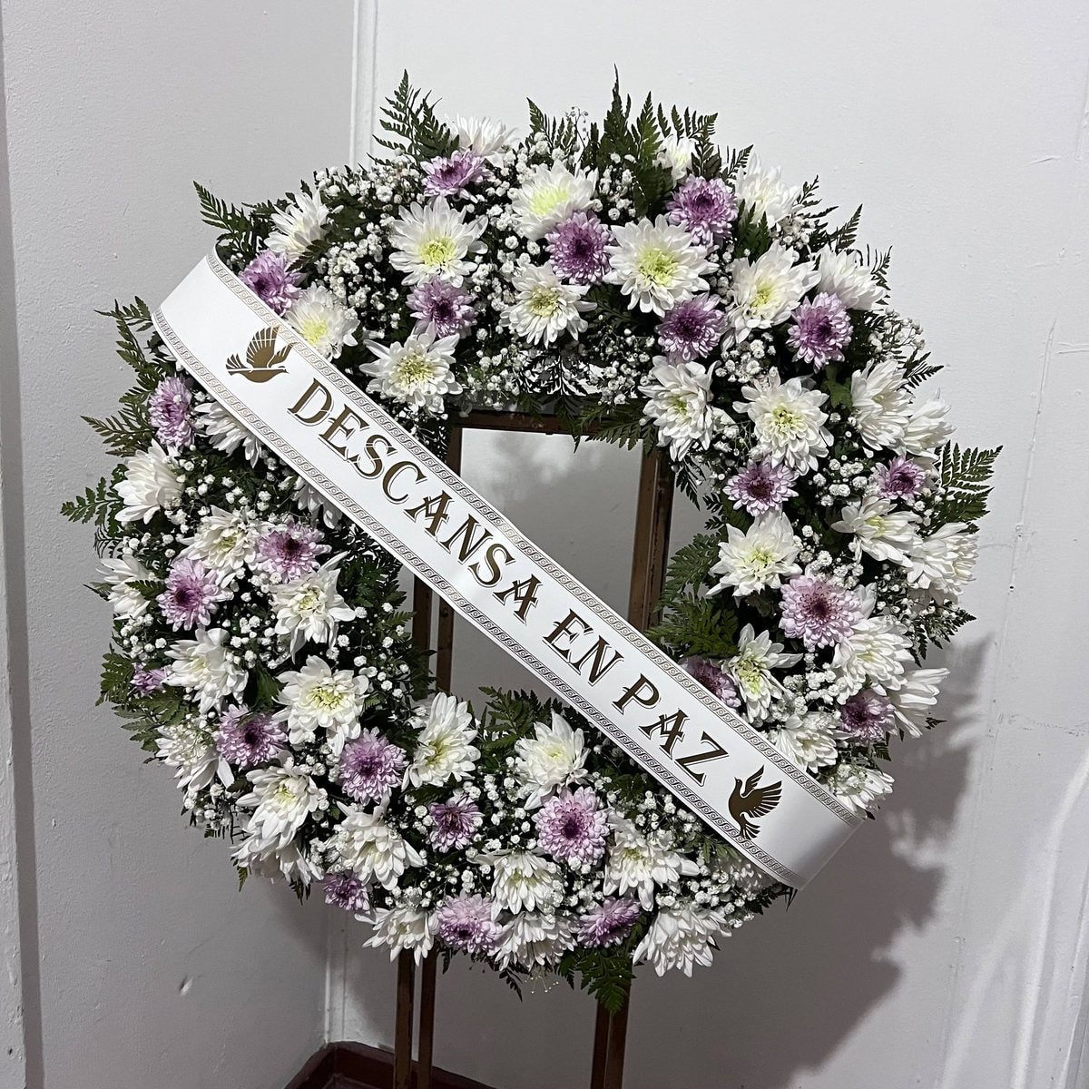 Corona Fúnebre Sencilla - Imagen 1