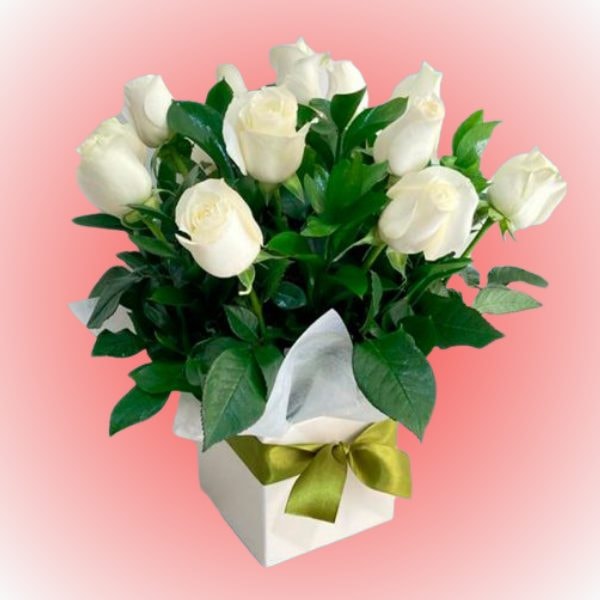 Box cuadrado disperso 12 rosas - Imagen 1