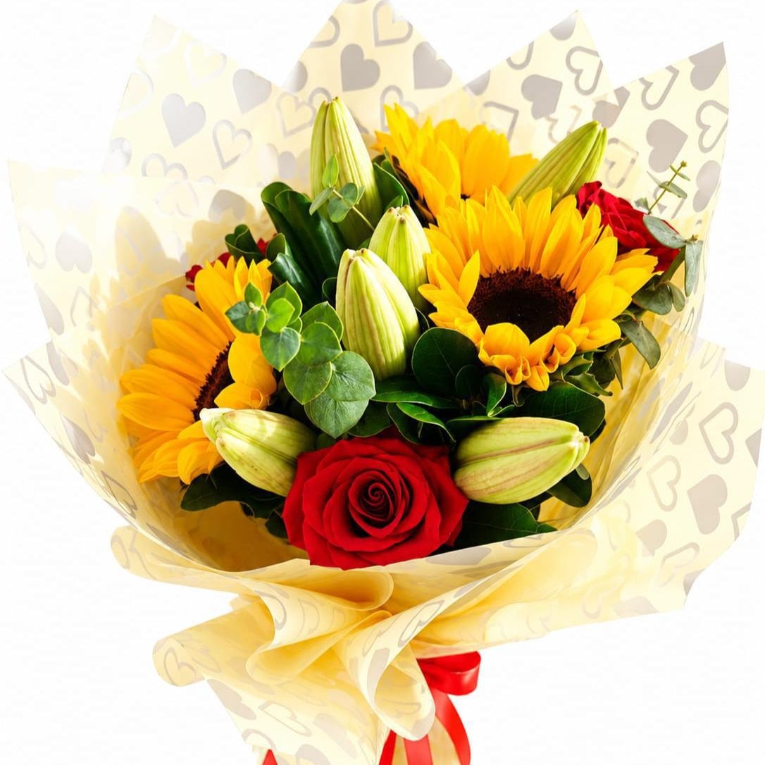 RAMO DE MANO CON GIRASOLES Y ROSA - Imagen 1
