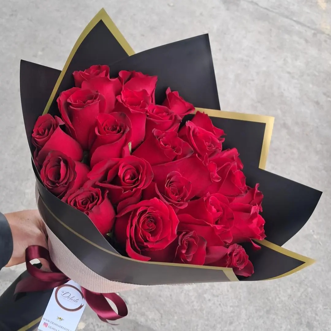 Ramo 24 rosas rojas