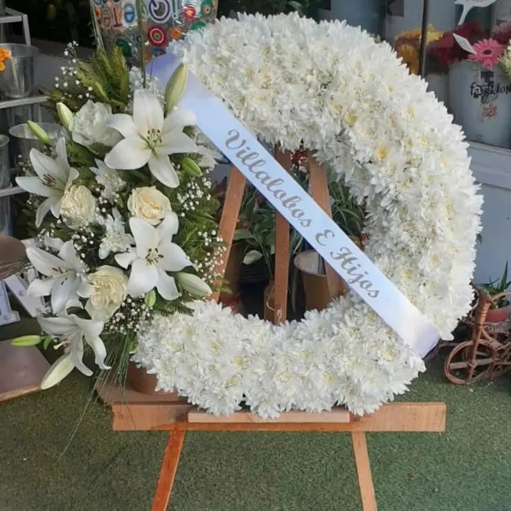 CORONA FUNEBRE PERSONALIZA CON CINTA