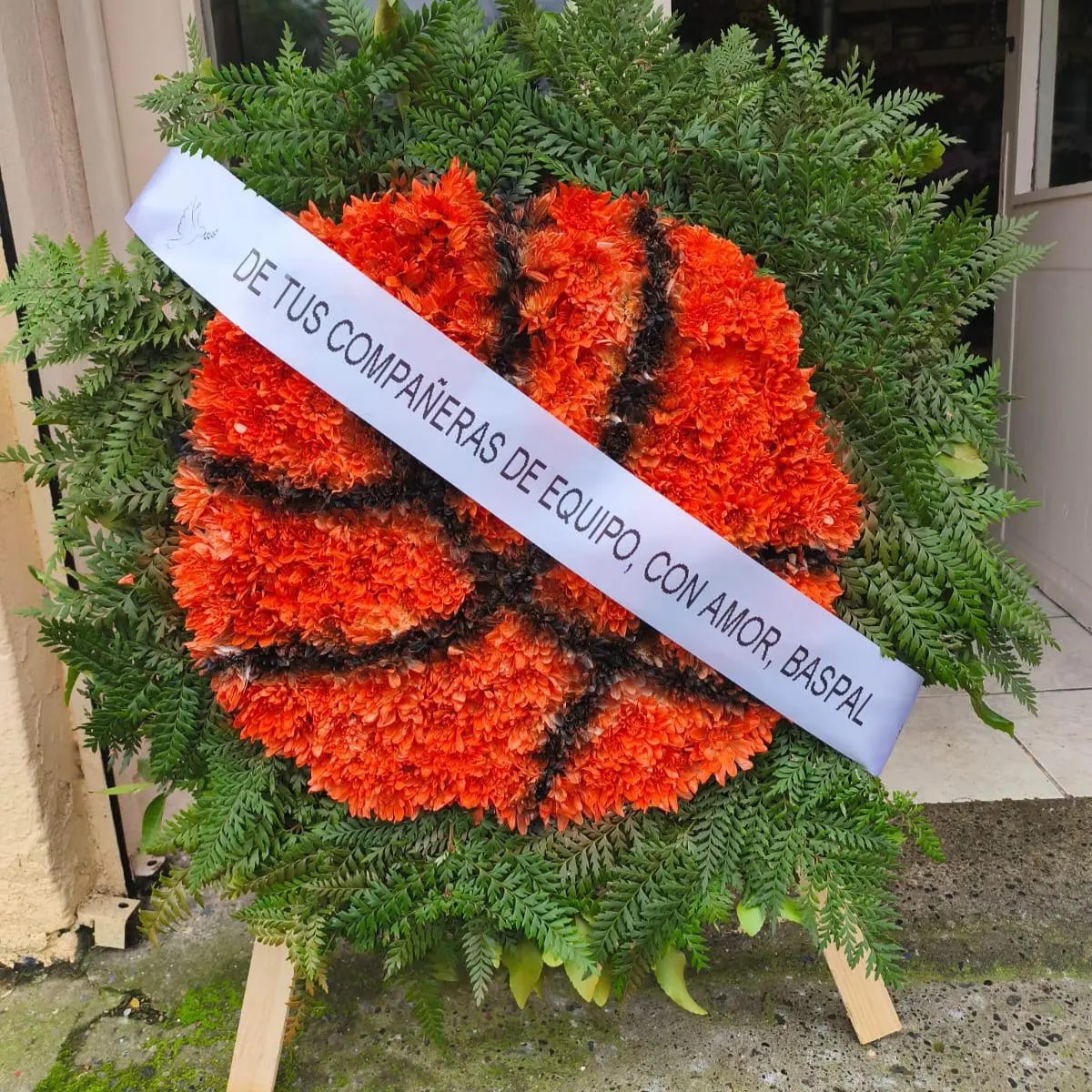 Corona Homenaje Pasión Eterna