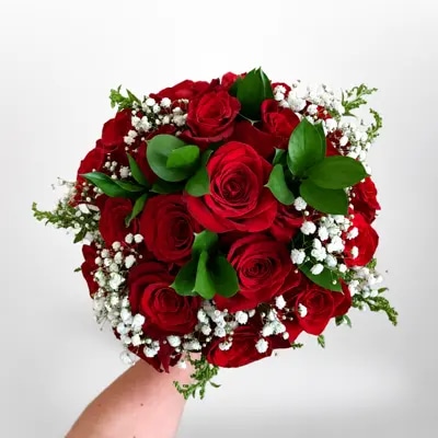 Bouquet de 21 Rosas Rojas con Gypsophila