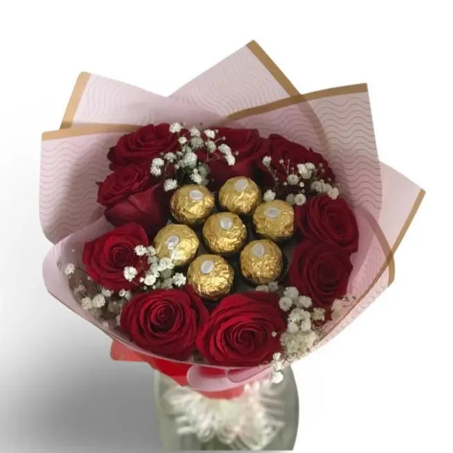 Dulce Tentación – Bouquet de 9 Rosas Rojas con Chocolates
