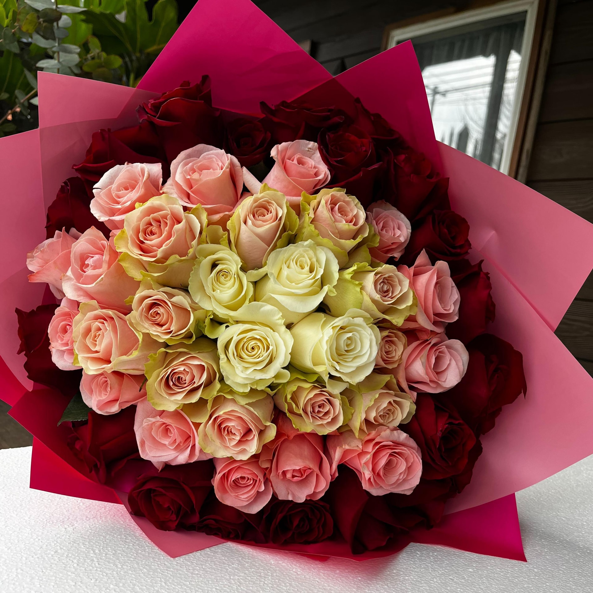 Ramo 50 rosas - Imagen 1