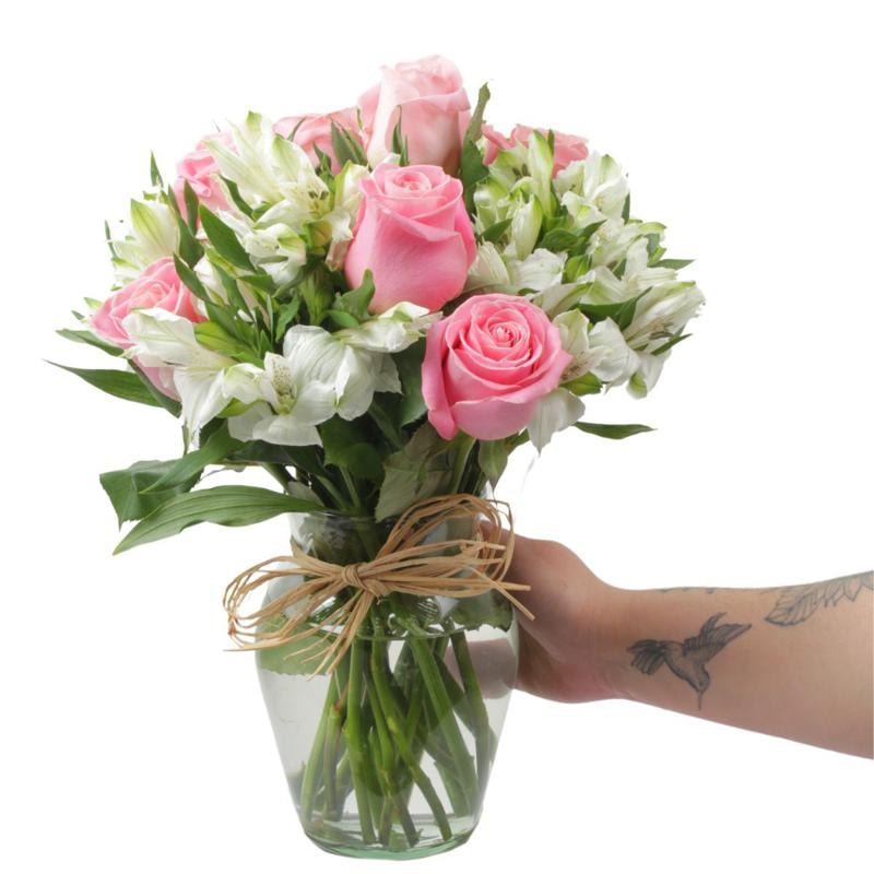 Amor Rosado en Anfora con 9 rosas - florero transparente con 9 rosas rosadas y astromelias - Imagen 2