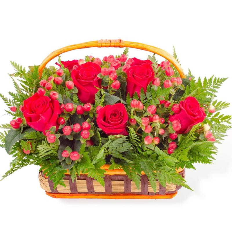 Ternura Rojo - Canasto con rosas rojas e hypericum rojo - Imagen 1