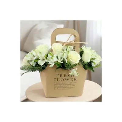 Amor Blanco Flower Bag - Arreglo rosas y astromelias blanco