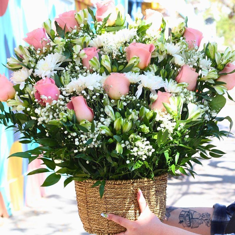 Pésame Rosado - Arreglo floral de condolencias - Imagen 1