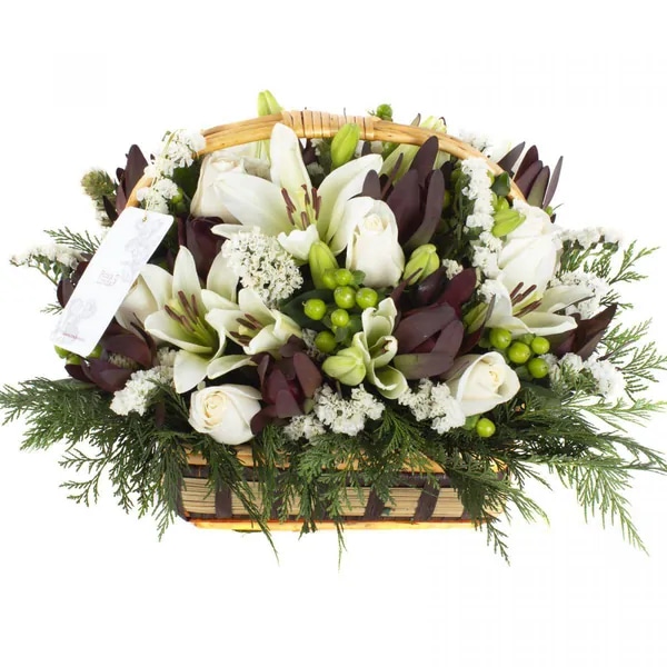 Florencia Blanco - Canasto con liliums, rosas y leucadendro