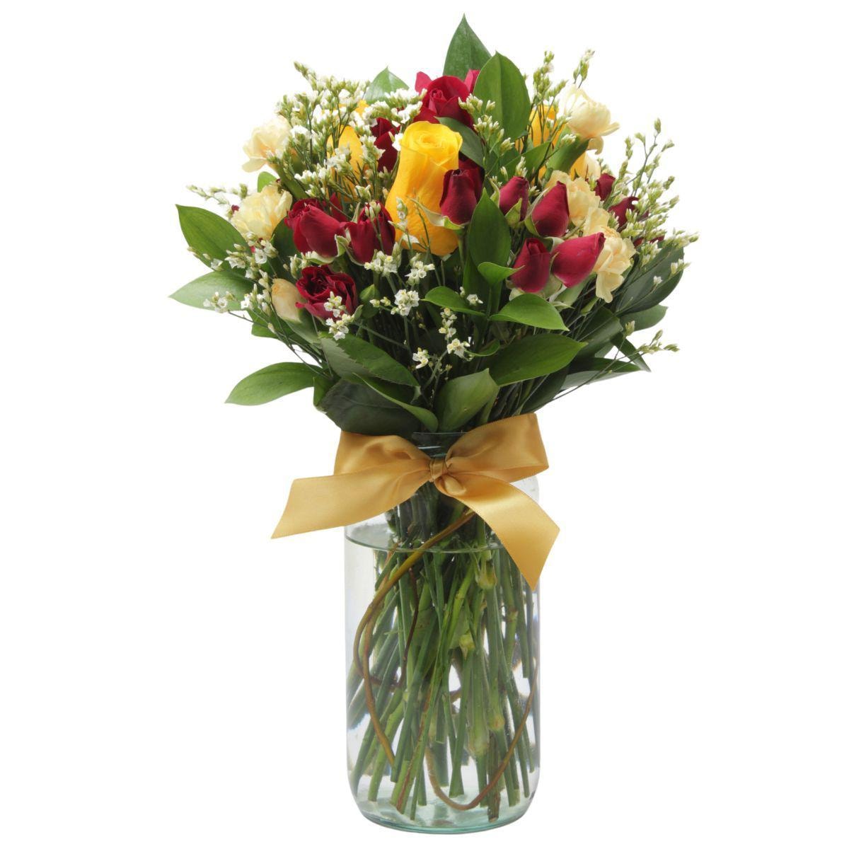 Noelia Amarillo - Florero con rosas, mini rosas, mini claveles y limonium - Imagen 5