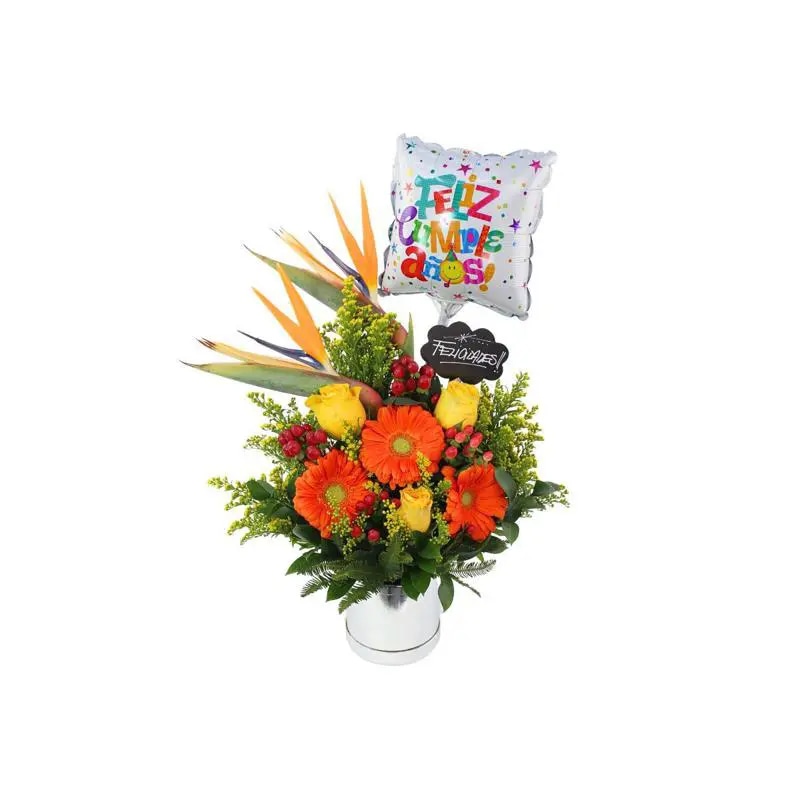 Cumpleaños Mágico Rosas Amarillo - Arreglo floral con globo, pizarra, rosas amarillo, gerberas naranja y aves del paraíso