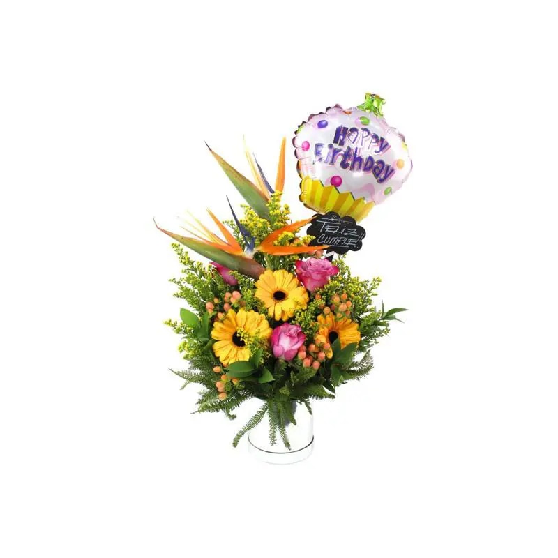 Cumpleaños Mágico Rosas Lila - Arreglo floral con globo, pizarra, rosas lila, gerberas amarillo y aves del paraíso
