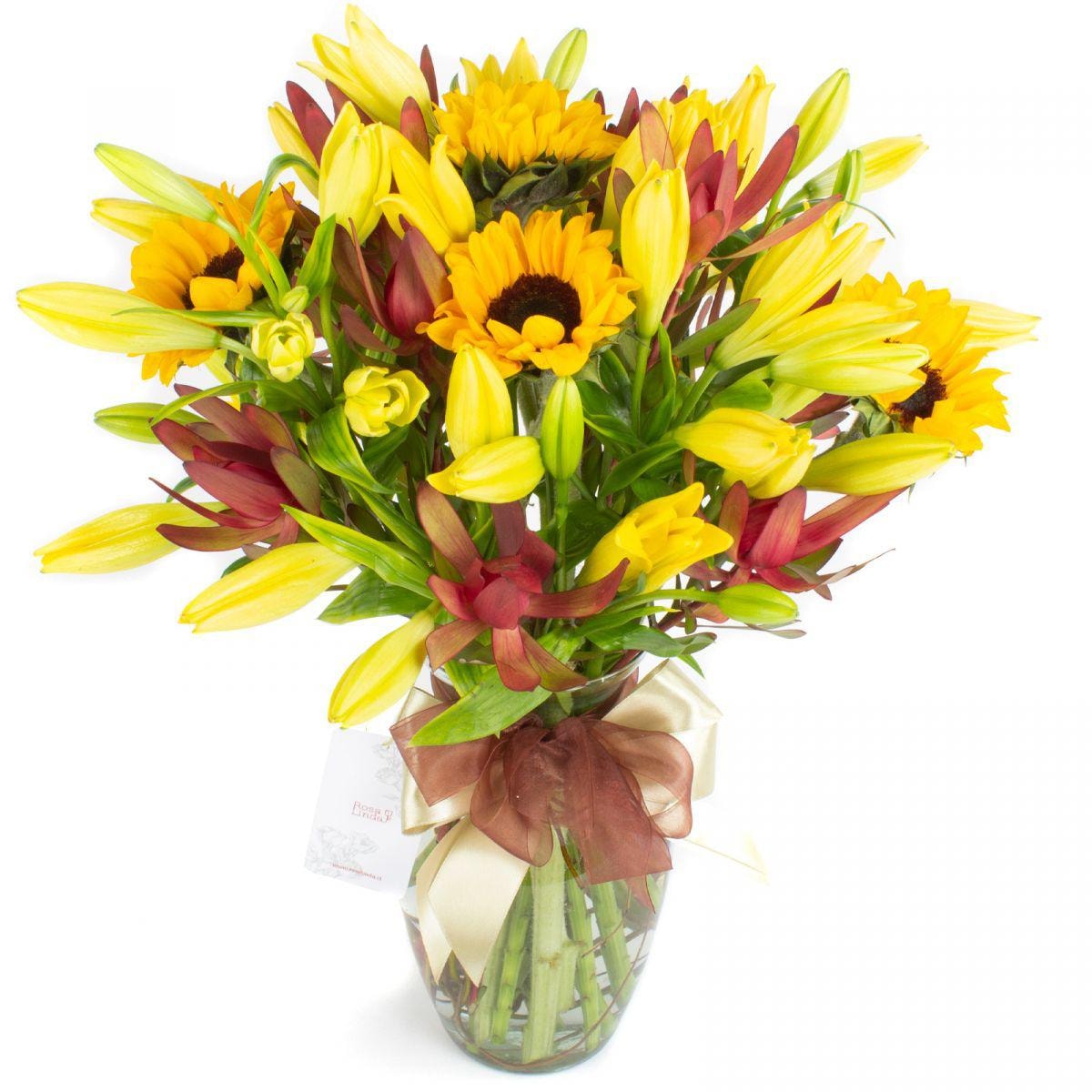 Saludo al sol amarillo - Ánfora con liliums amarillos, girasoles y leucadendros - Imagen 1