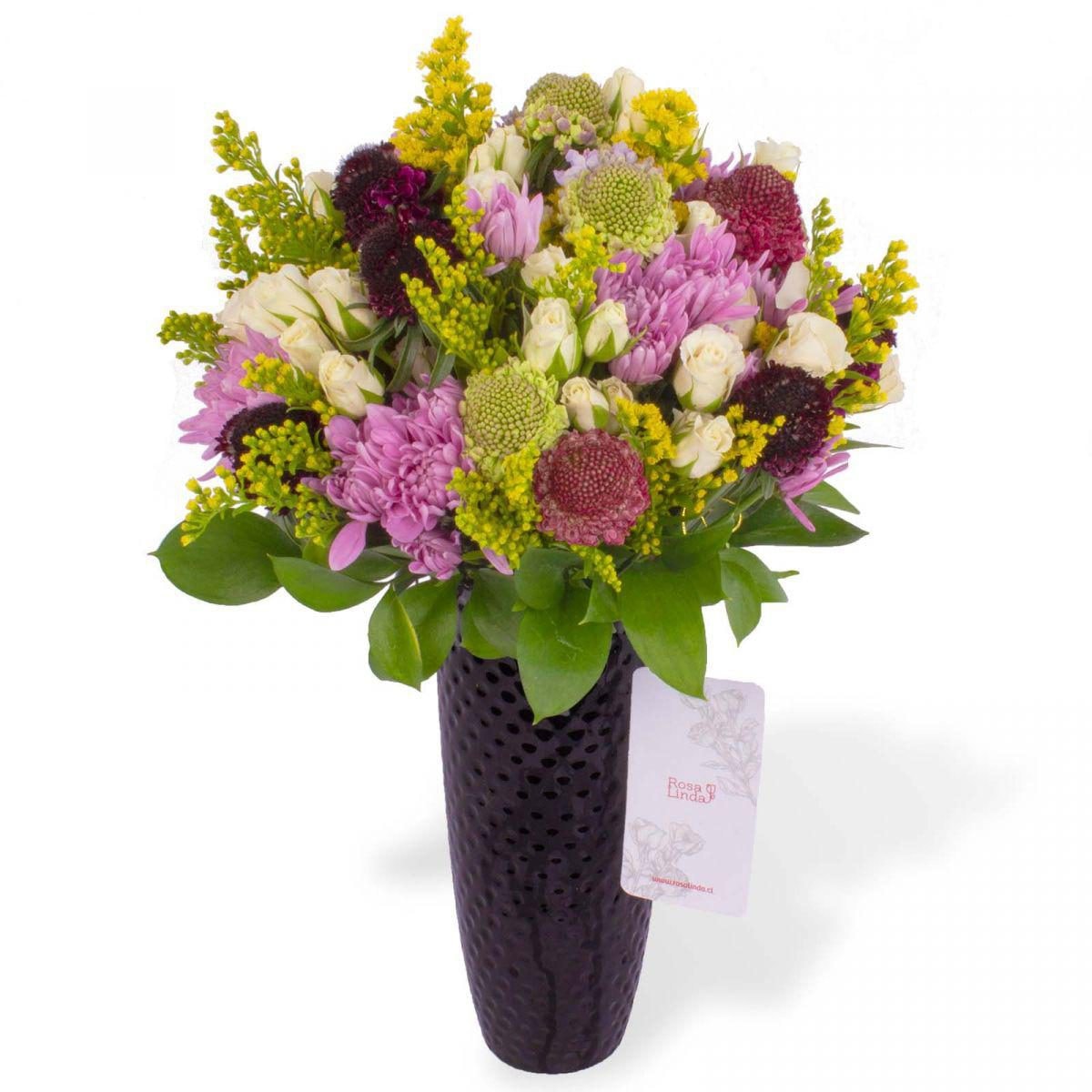Escorpio en columna - escabiosas, minirosas blancas, maules lilas - Imagen 1