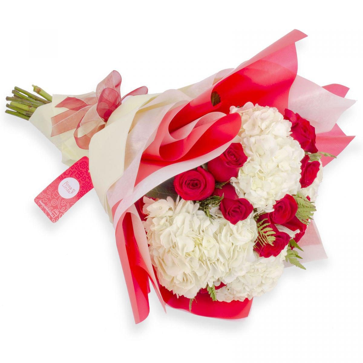 Ramo de Hortensias - Ramo circular con Hortensias blancas y rosas ecuatorianas rojas - Imagen 1