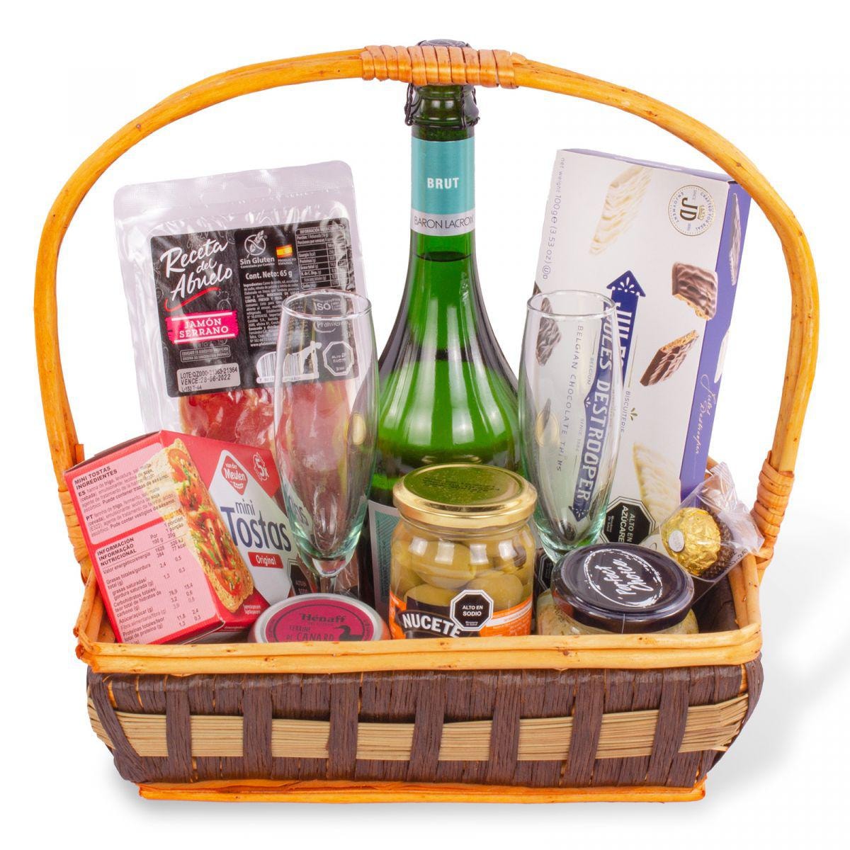 Set de Regalo Brindis Especial - Canasto de mimbre con espumantes, copas y picoteo - Imagen 1
