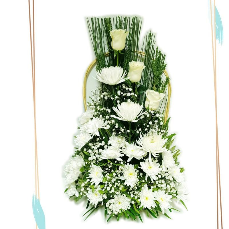 Arreglo Frontal Rosas y Crisantemos - Imagen 1