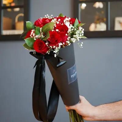 Cono 12 Rosas Rojas