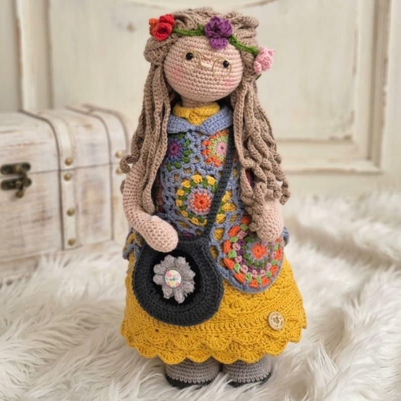 Muñeca Amigurumi Vania - Imagen 1