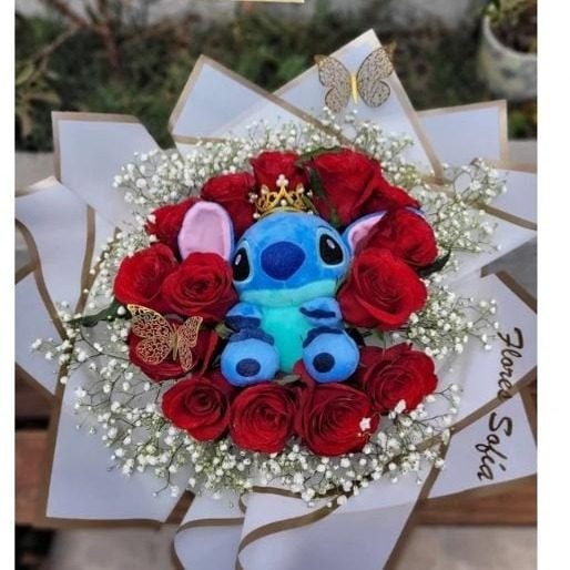 "12 rosas y un abrazo"