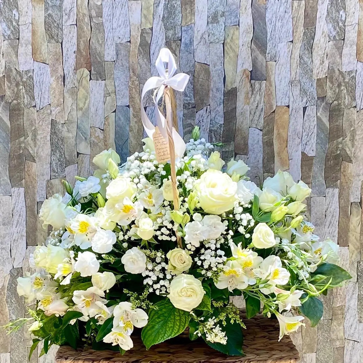 Canasto Flores del Alba