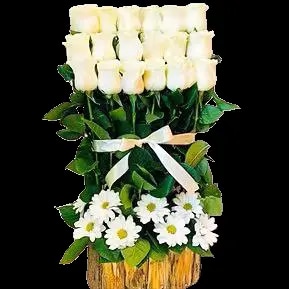 Coro 18 Rosas Blancas Premium