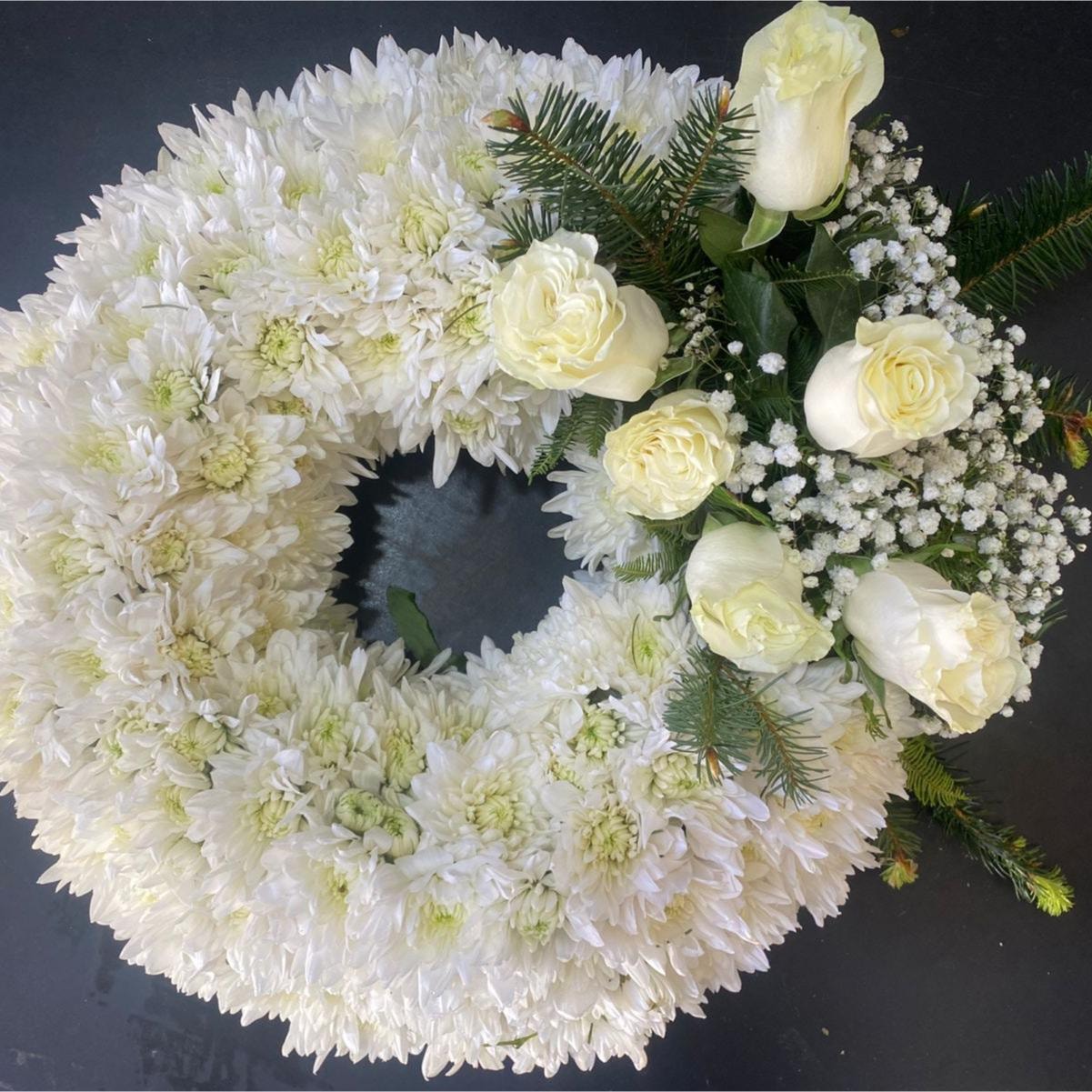 Corona Maule y Rosas Importadas - Imagen 1