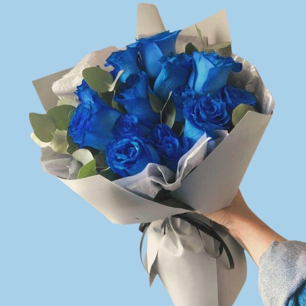 Ramo 12 Rosas Azules - Imagen 1