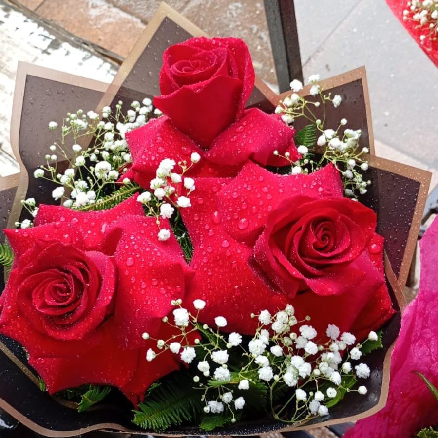 Ramo 3 Rosas Importadas - Imagen 1
