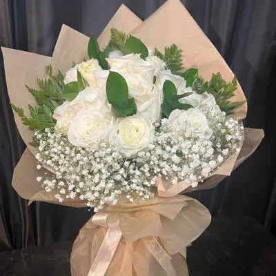 Ramo rosas blancas