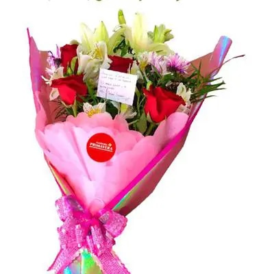 Bouquet de rosas y lirios