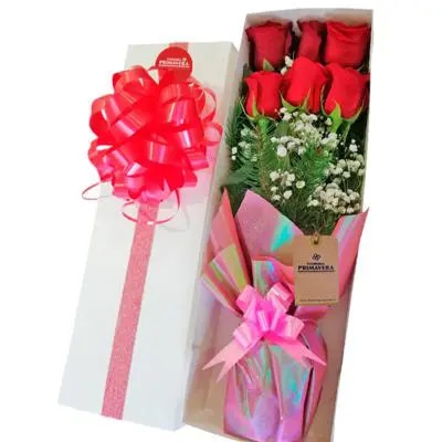 Caja vertical de rosas