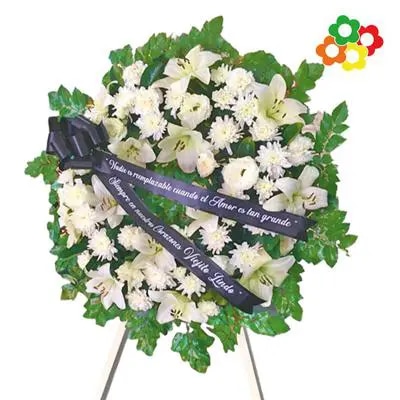 Ofrenda circular con encintado y atril