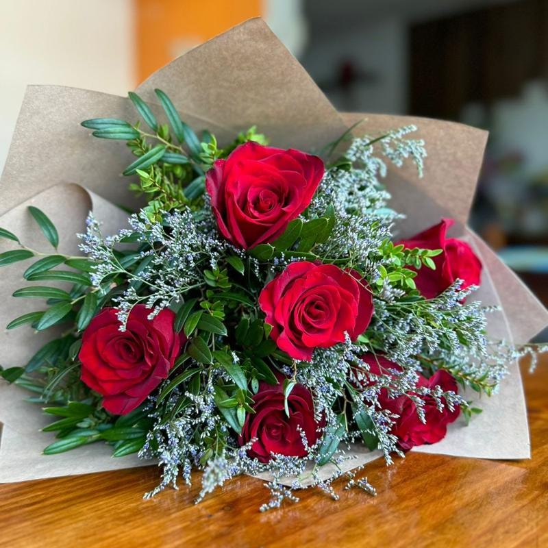 Ramo 6 Rosas Importadas Rojas - Imagen 1