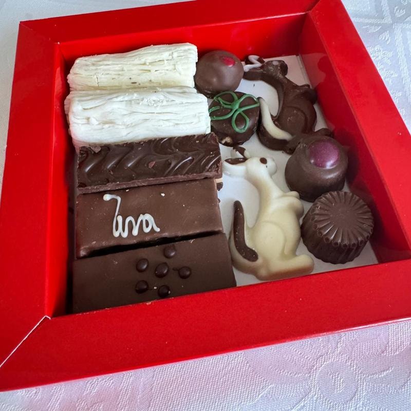 Caja de Chocolatería Patagónica Artesanal – 180 g aprox. - Imagen 1